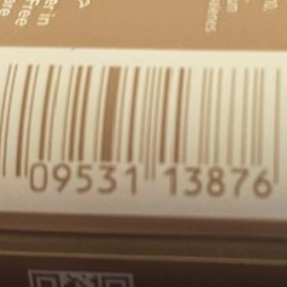 The Paul Mitchell Clarify Foaming ACV Rinse 5.1 oz - Picture 2 of 2